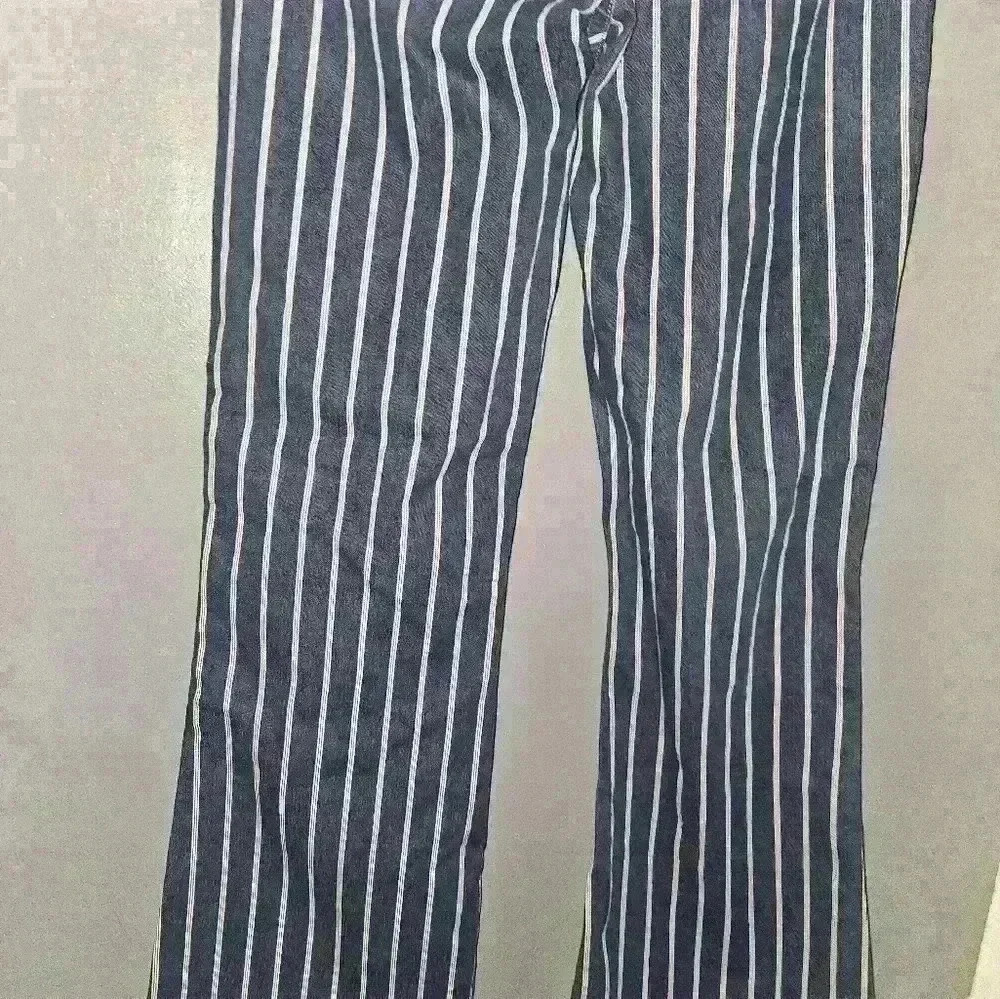 Rock & Roll Denim Womans High Rise Trouser Size W28 L 34 - Picture 6 of 12